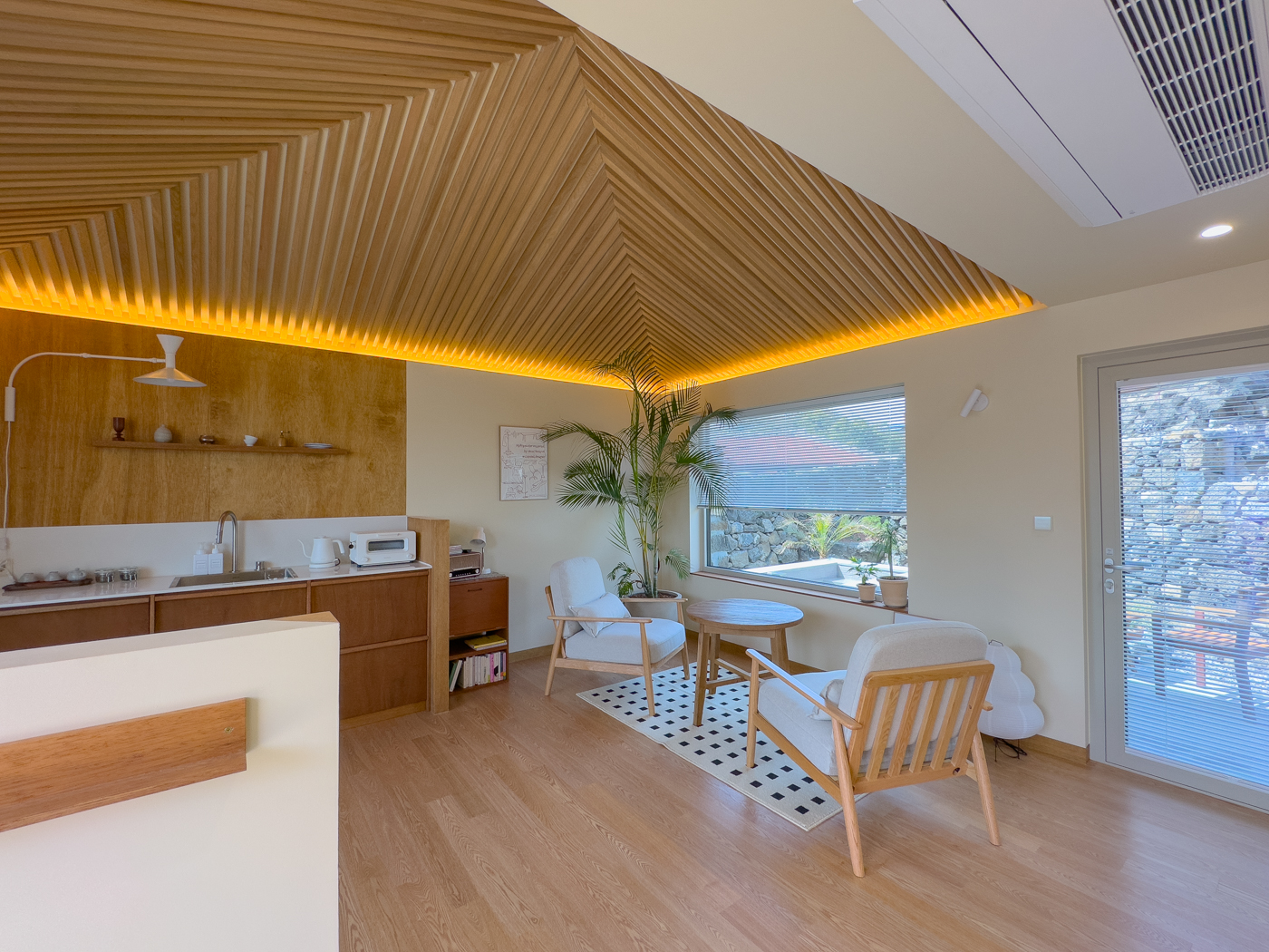 호밀 & 모니카웍스