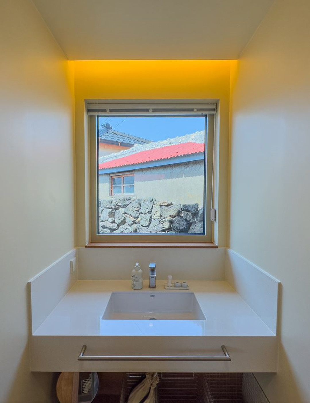 호밀 & 모니카웍스